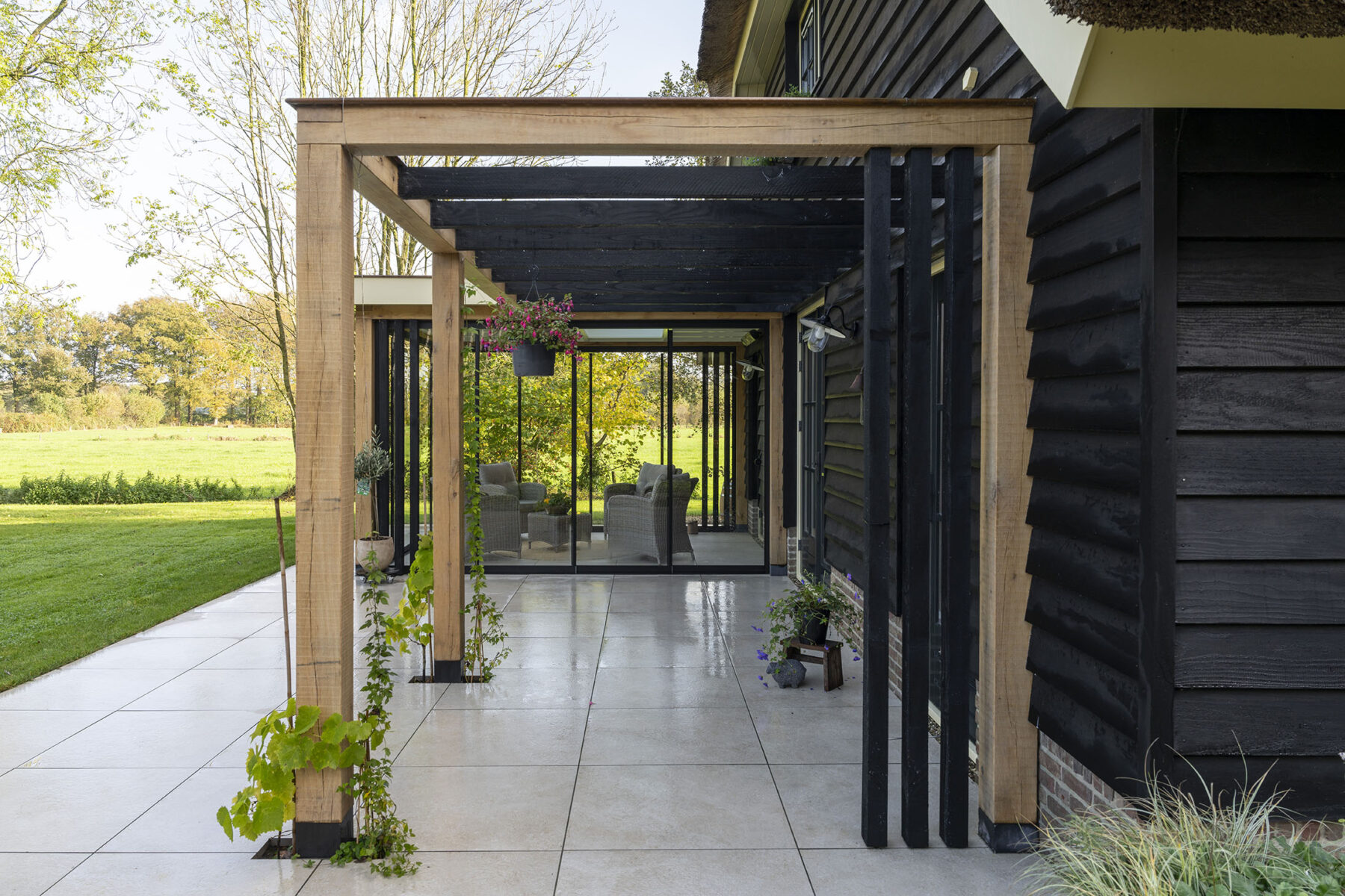 Tuinkamer met pergola